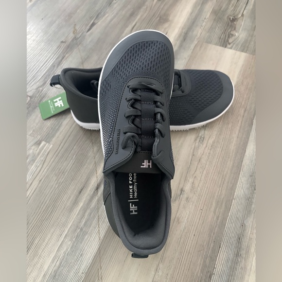 Measure your feet precisely before you buy